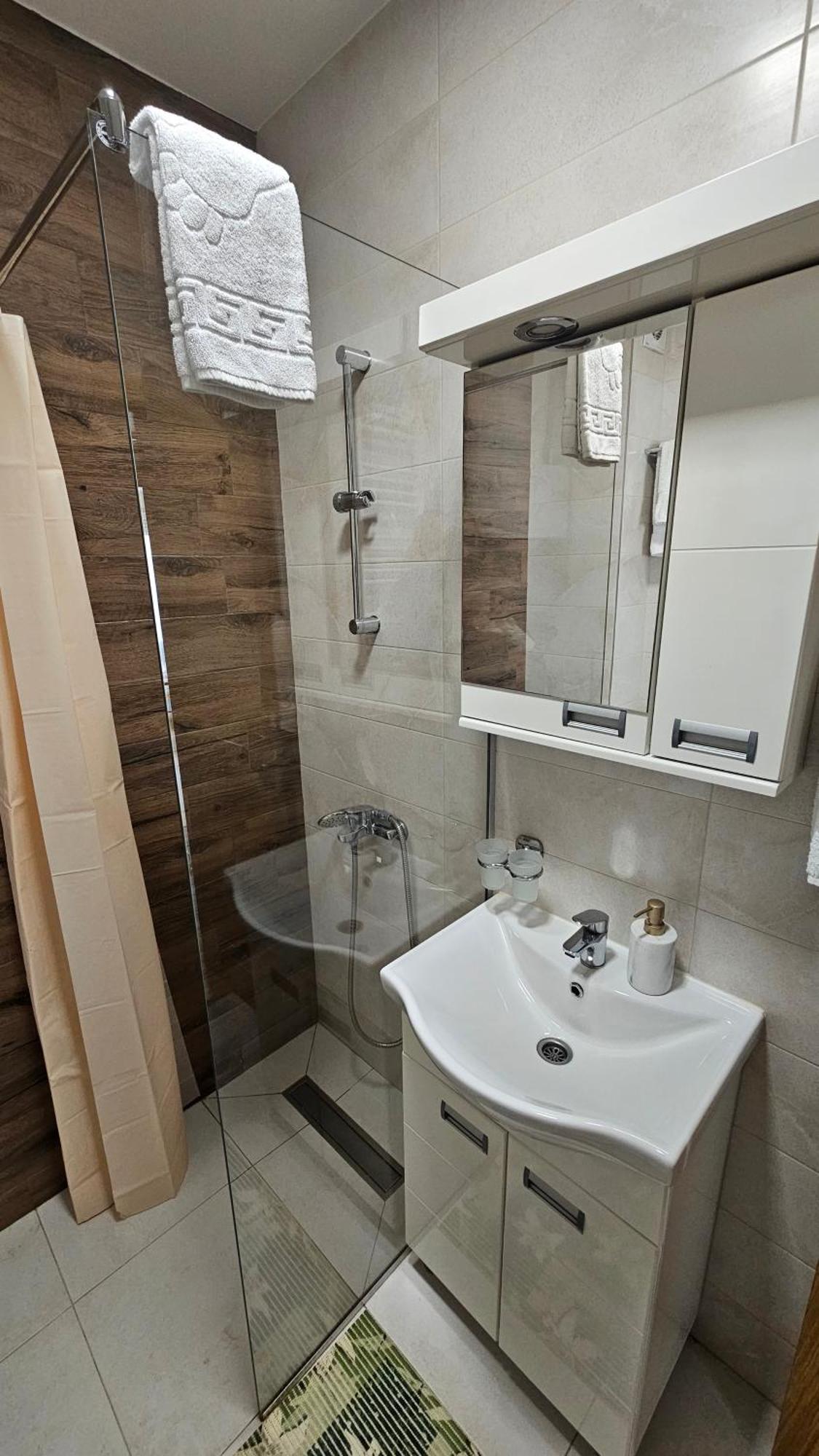 Soko City Center & Parking Free Soko Banja Room photo